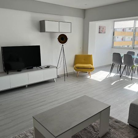 البوفيرا Sunflower Apartment المظهر الخارجي الصورة